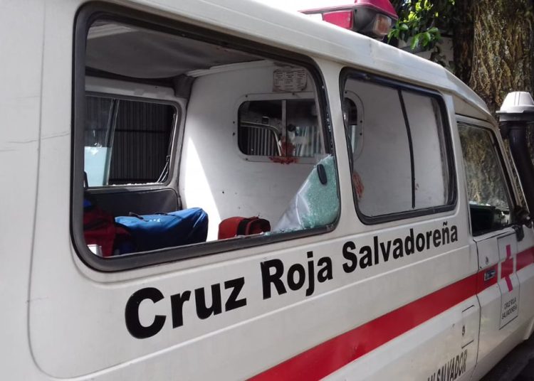 Cruz Roja lamenta agresiones a su personal durante manifestación en Santa Tecla