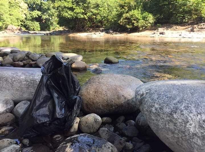 Encuentran cadáver de bebé dentro de una bolsa negra en río de Anamorós