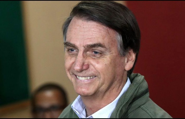 LECTURA PARA FIN DE SEMANA|Antimarketing, Fake News y videos caseros: las insólitas y efectivas estrategias de campaña de Jair Bolsonaro