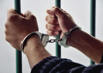 Hombre que violó a sus dos hijas en Apopa es condenado a 58 años de prisión