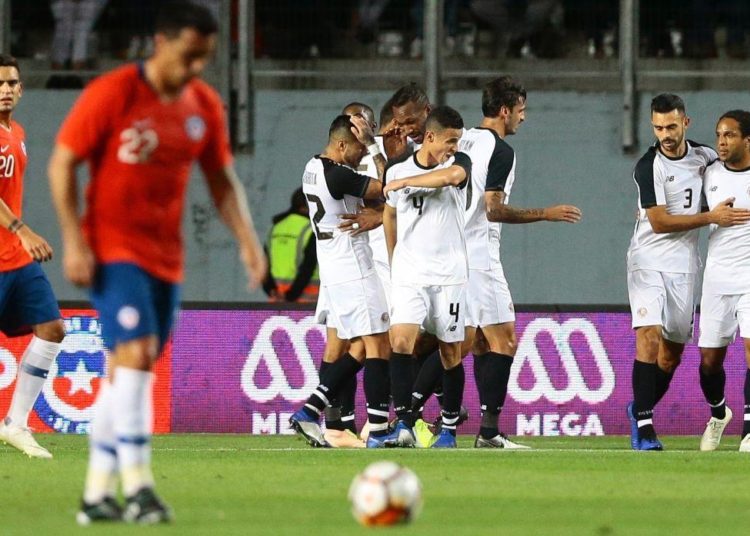 Chile jugó su peor partido bajo las órdenes de Reinaldo Rueda y cayó ante Costa Rica
