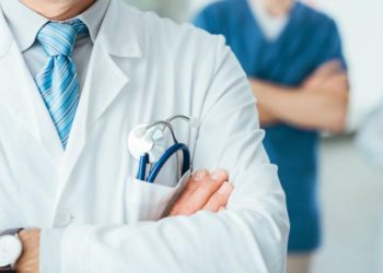 Médicos quedan perplejos cuando tumor cerebral de un paciente desaparece justo antes de la cirugía