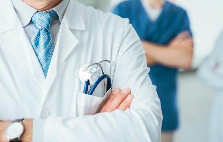 Médicos quedan perplejos cuando tumor cerebral de un paciente desaparece justo antes de la cirugía
