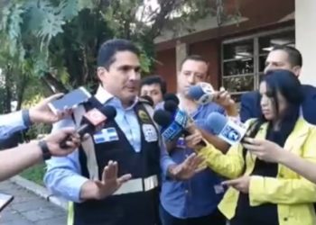 Alcalde d’Aubuisson: Si el FMLN o los Celestinos están atrás de esto, conmigo la regaron. Yo tengo los pantalones bien puestos