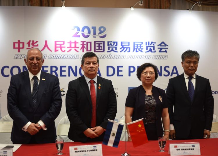 Inauguran foro de comercio e inversión de China y El Salvador