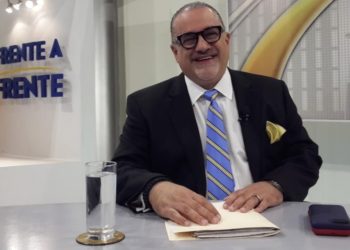 Fito Salume exige la reelección de Douglas Meléndez como fiscal general