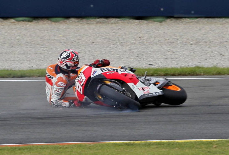 Este piloto es el líder en el ránking de caídas del MotoGP