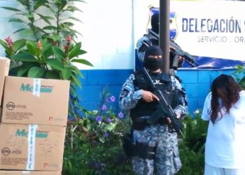 Capturan a mujer por contrabando de medicamentos