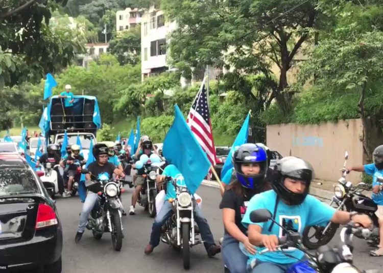 Nuevas Ideas desarrolla caravana en departamento de San Salvador