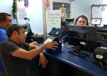 Implementan sistema de biometría en frontera El Poy para garantizar la «seguridad» de los usuarios