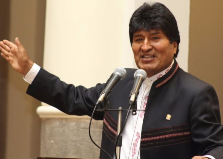 Presidente de Bolivia pide que su país también sea sede del Mundial 2030