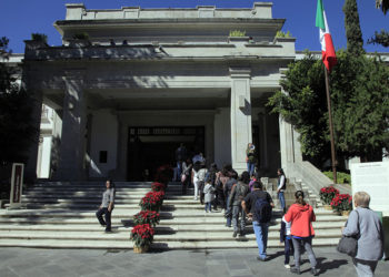 Abren por primera vez al público las lujosas instalaciones de la casa presidencial de México
