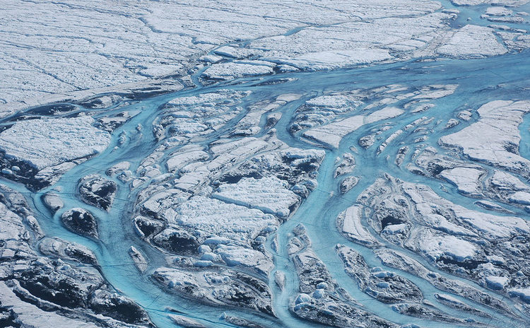 Realizan un preocupante hallazgo en el hielo de Groenlandia que es «clave para el futuro»