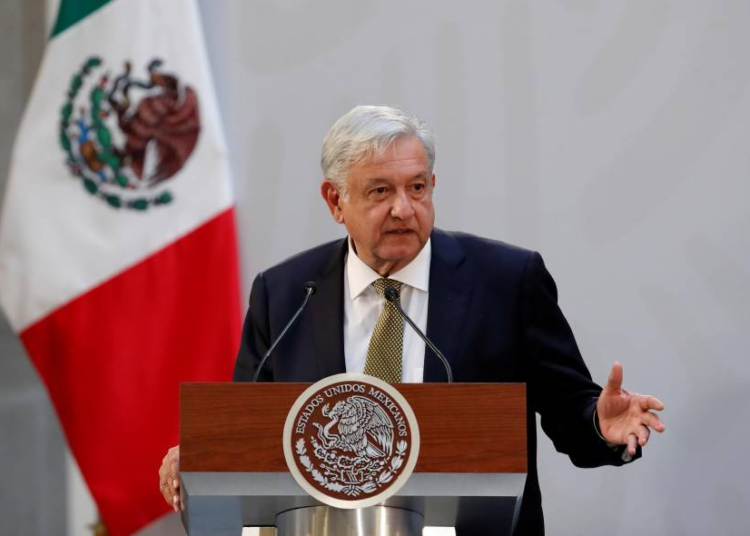 López Obrador anuncia un aumento al salario mínimo en México