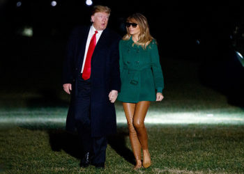 Melania vuelve de Irak… ¿sin pantalones?: El ‘estilo’ de la primera dama se hace viral