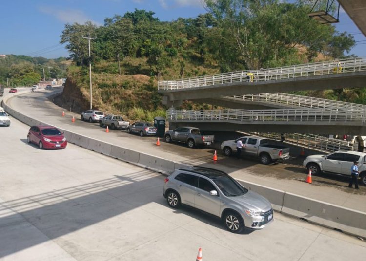 (VIDEO) Entregan tramo de nueva autopista al Puerto de La Libertad