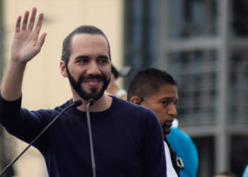 Nayib Bukele llama “cabrones” a miembros del partido ARENA por decir que tiene dinero guardado en varias cuentas