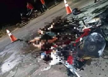 Dos motociclistas fallecen al chocar con una pipa en la vuelta de El Papaturro