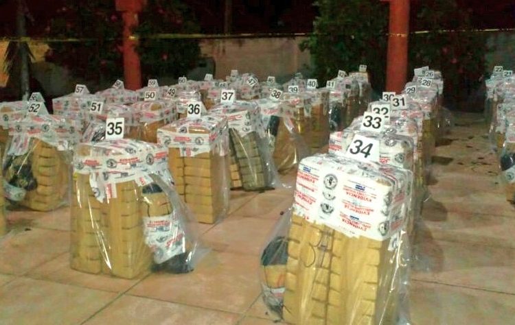 Capturan a tres colombianos que trasportaban $32.8 millones en cocaína