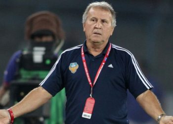 Asaltan a leyenda del fútbol brasileño cuando se dirigía a un partido benéfico