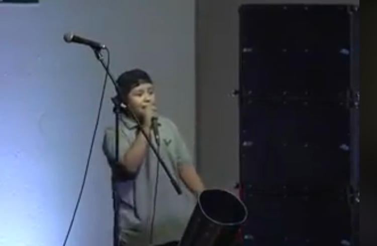 “El Gran Luigui” cantó para el FMLN y, Soyacity -que lo descubrió-, lo abandona en su carrera