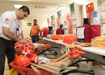 Cruz Roja entrega equipos para atender emergencias provocadas por desastres naturales