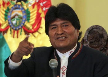 Evo Morales se inscribe como candidato presidencial, pese a haber perdido la consulta sobre la reelección