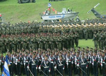 Fuerza Armada suma cinco generales más a sus filas