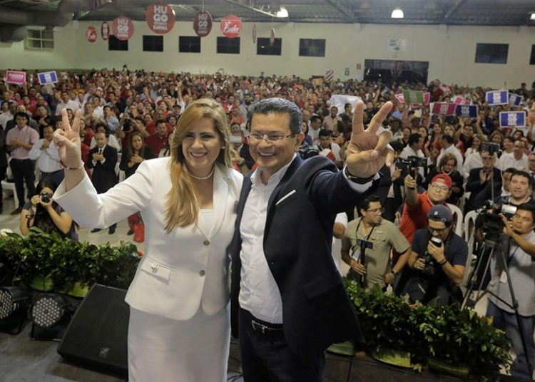 Hugo Martínez es el único candidato que ha presentado plan de gobierno, según encuesta UTEC