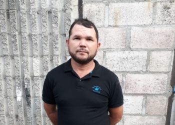 Capturan a sujeto que intentó matar a su mujer con un corvo