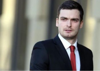 Jugador condenado por pedofilia quiere volver a jugar en la Premier League cuando salga de prisión