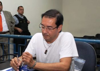 Inédito: Condenan a exfiscal general a cinco años de prisión