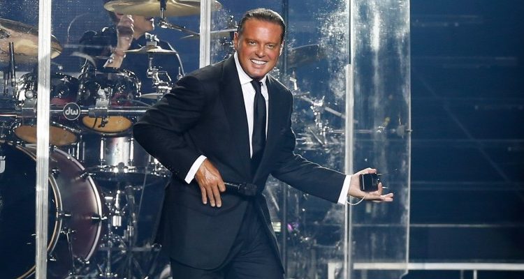 Luis Miguel está muerto y un doble lo suple, afirma reconocida vidente