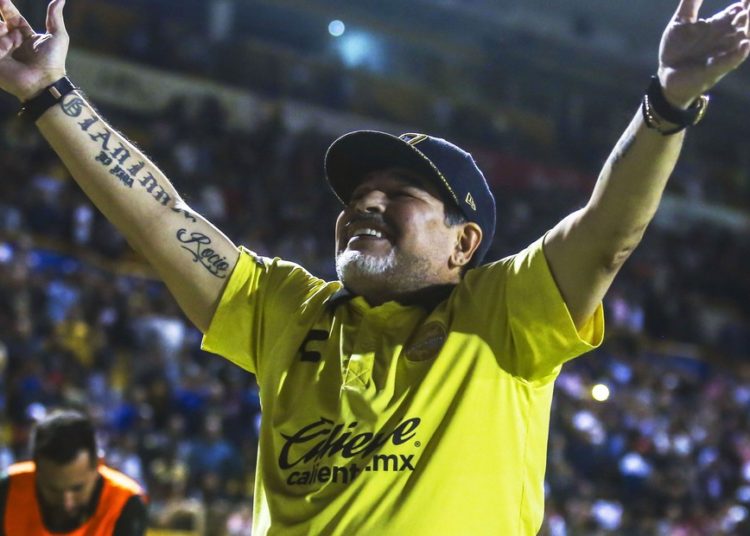 Diego Maradona seguirá con Dorados de Sinaloa, pero antes tiene que resolver estos detalles