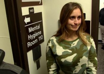 Detienen a Miss Kentucky 2014 por enviar fotos desnuda a un joven de 15 años