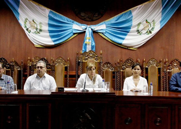 Duro golpe a Corte Constitucional de Guatemala: Procuraduría demanda a 3 de sus magistrados