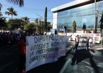 Sindicalistas de PDDH piden a fiscal general investigue al empresario “Fito” Salume