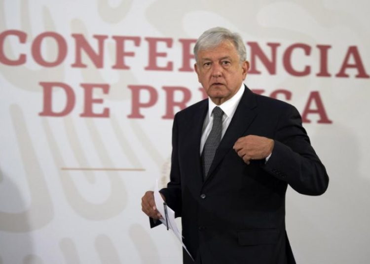 López Obrador logra que ministros de la Suprema Corte se bajen los salarios
