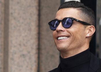 El tuit de Cristiano Ronaldo arriba de su avión privado que despertó la polémica