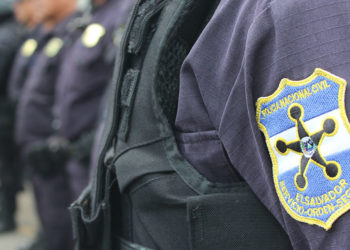 Prisión para cuatro policías que extorsionaban a un empresario