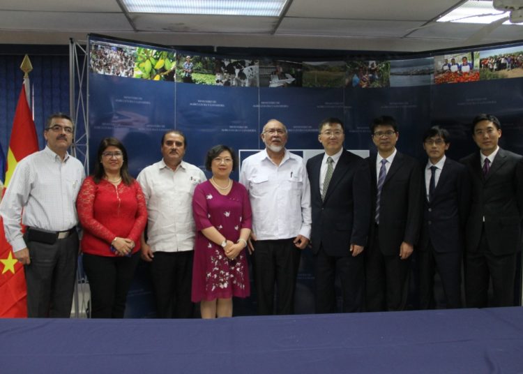 Delegación de pesca y acuicultura de China realiza visita oficial a El Salvador