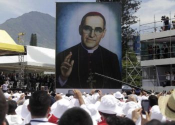 Una avenida de Nueva York tendrá el nombre del primer santo salvadoreño
