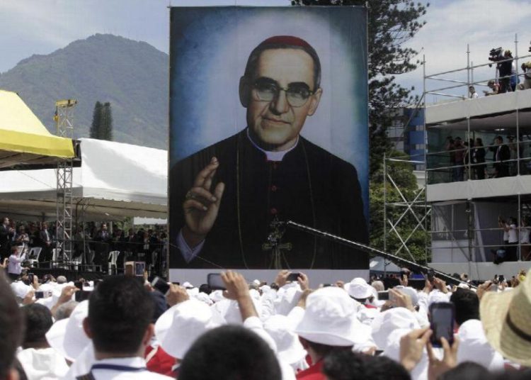Una avenida de Nueva York tendrá el nombre del primer santo salvadoreño