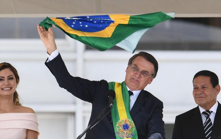 Jair Bolsonaro no descarta la posibilidad de abrir una base militar de Estados Unidos en Brasil