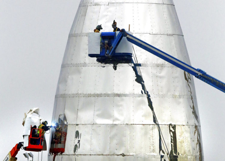 Publican nuevas fotos de la ‘nave estelar’ que viajará a Marte
