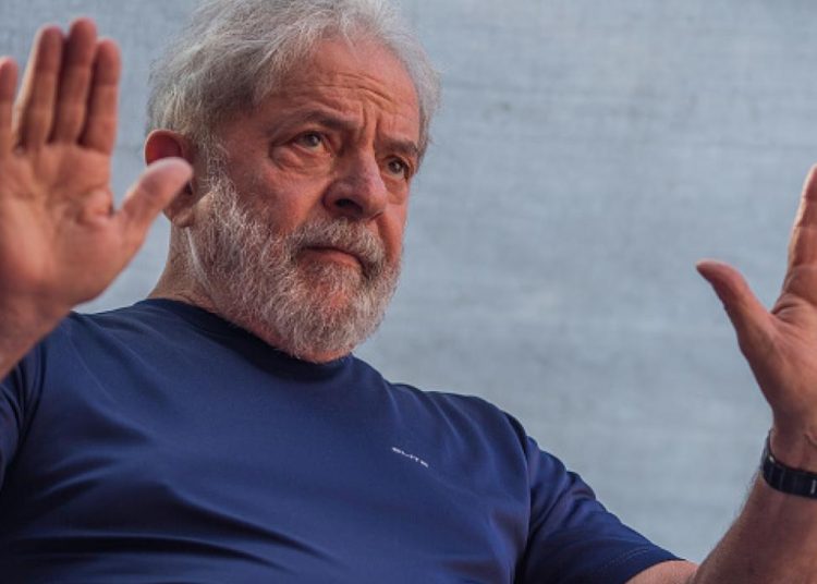 Lula desiste de salir de prisión para ver a su familia por la muerte de su hermano
