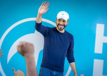 Según Consulta Mitofsky salvadoreños prefieren a Bukele para la presidencia