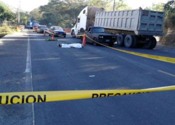 Adulto mayor es atropellado cuando se dirigía a unos exámenes al ISSS