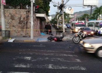 Motociclista muere en el Paseo General Escalón