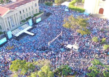 (VIDEO) En plaza Gerardo Barrios GANA realizó su cierre de campaña